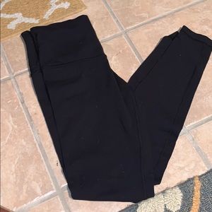Size 6 lululemon Wunder Under high rise leggings